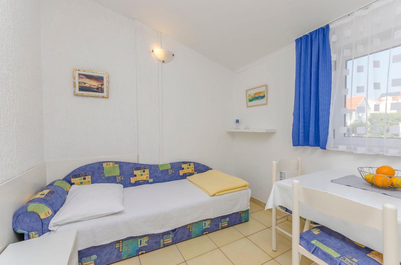 Apartments And Rooms On The Beach Vodice Exterior foto
