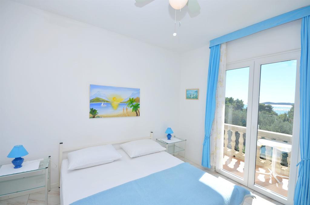 Apartments And Rooms On The Beach Vodice Exterior foto